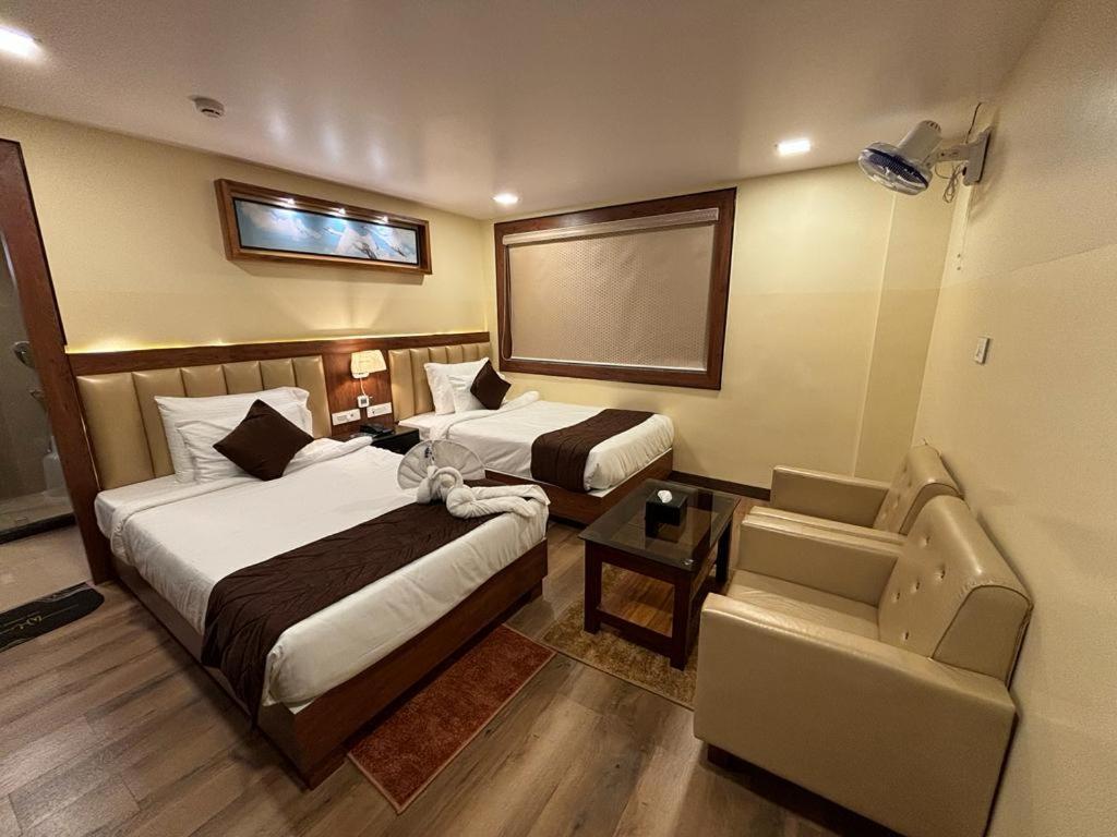 Hotel Golden Orbit Āsansol Exterior foto
